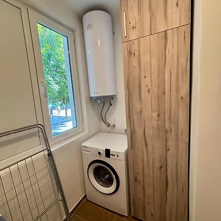 Easy Lux 2 Apartmán *